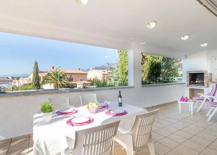 Apart-rent Casa Grecs 2029