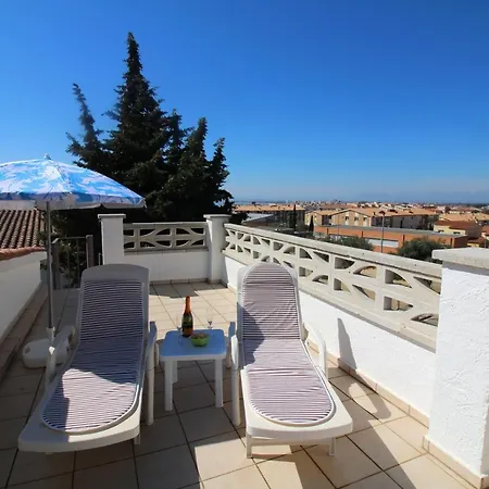 Apart-rent Casa Grecs 2029 *