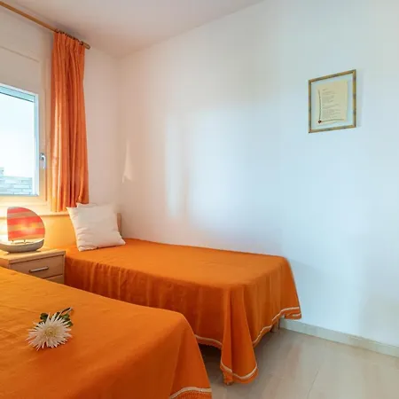 Apart-rent Casa Grecs 2029 *